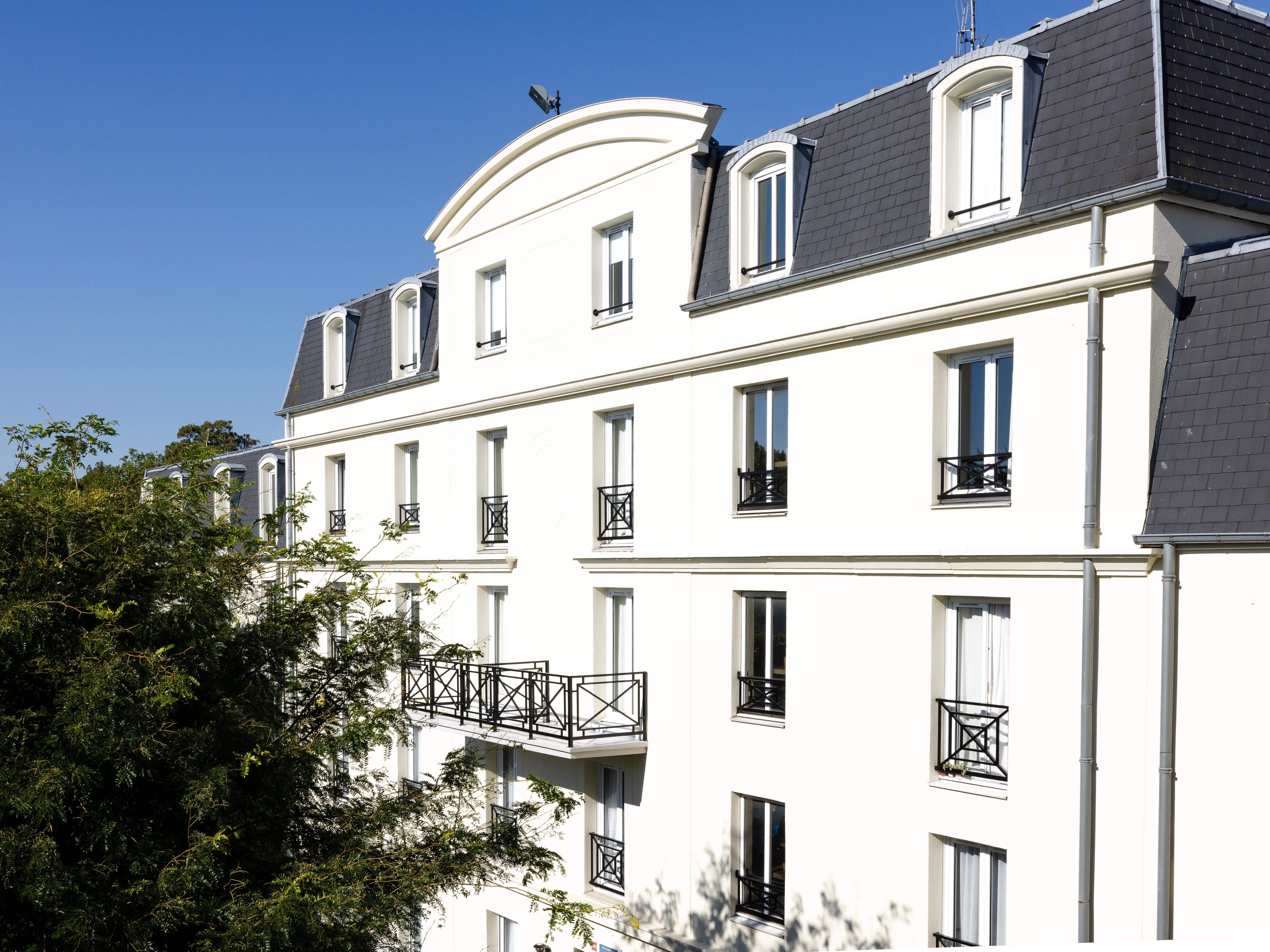 Hotel Baudouin Valenciennes Exterior photo